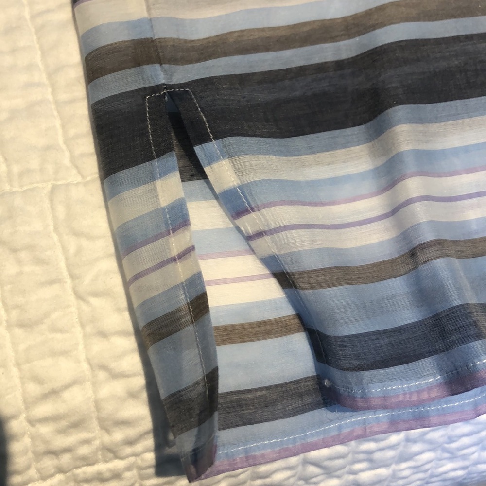 Medium Silk/ Cotton Blouse by Worth New York - Picture 5 of 6
